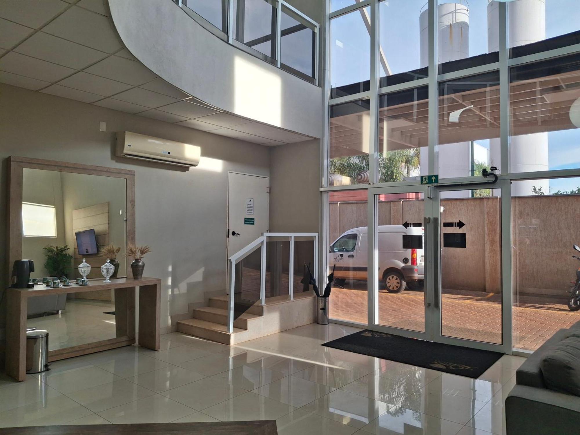 Onix Inn Hotel Cravinhos Exterior foto